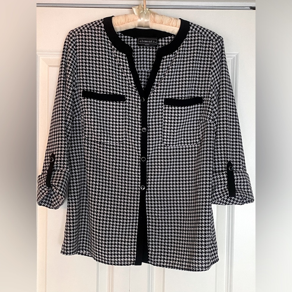 Elementz Womens Button Up Houndstooth Blouse.